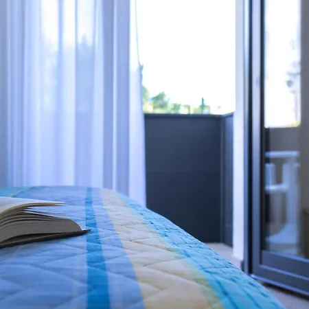 Elvia Hotel 3*