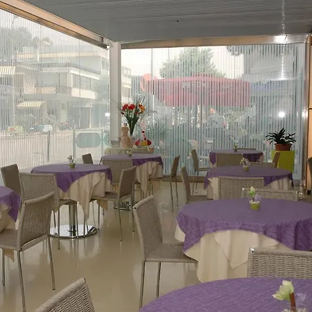 Elvia Hotel 3*